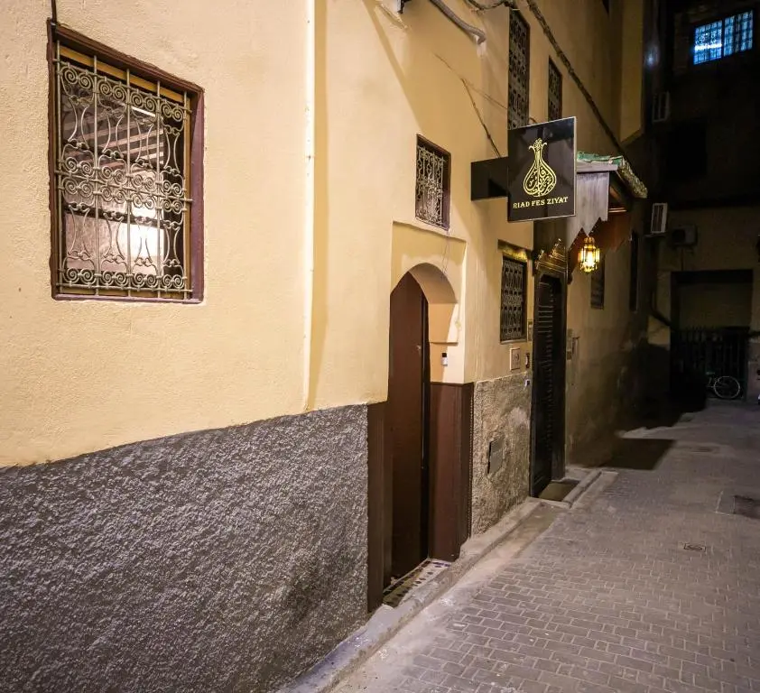 Medina entrance to Riad Fes Ziyat & Spa