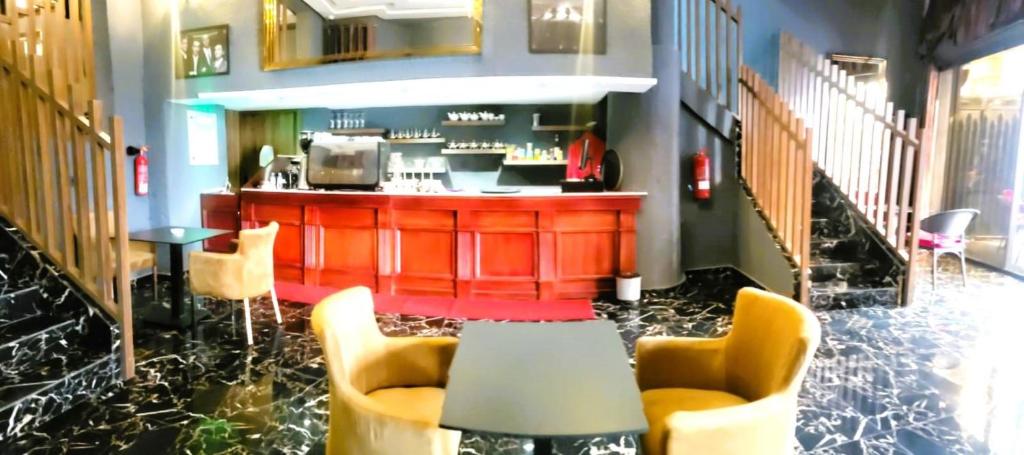Lobby and bar area at The Hotel Syracuse Casablanca
